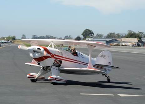 Pitts N113DL Taxing In March 29th